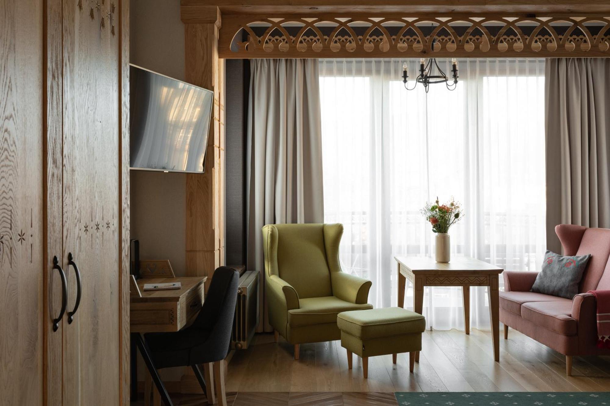 Aparthotel Cristina Zakopane Exterior photo
